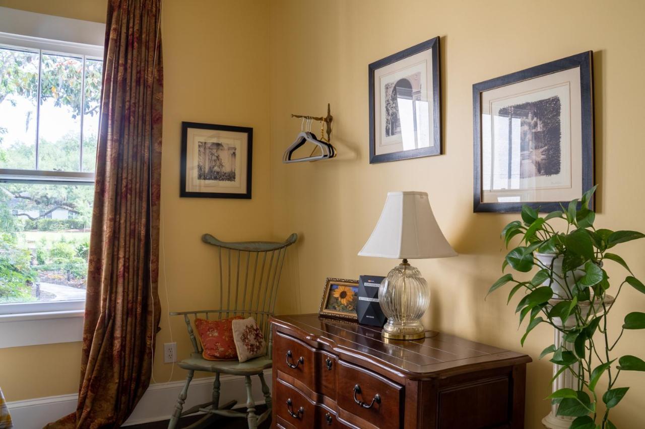 Magnolia Court *