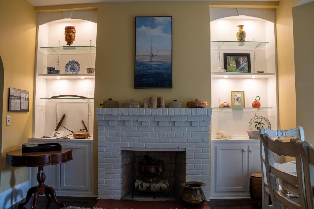 Magnolia Court Apartment